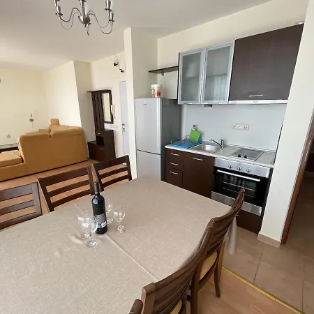 Bay View In Saint Vlas Appartamento *
