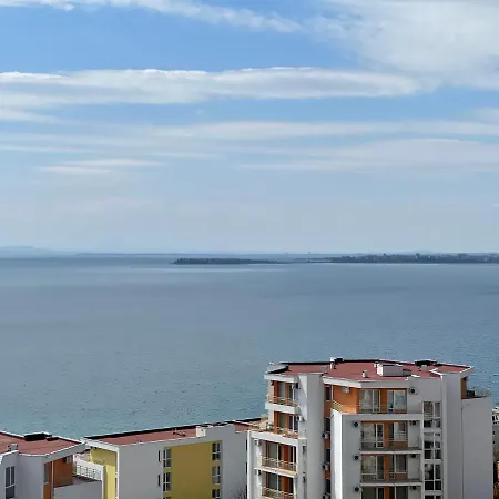 Bay View In Saint Vlas Apartament *